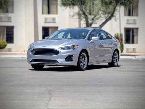 2020 Ford Fusion SEL FWD photo