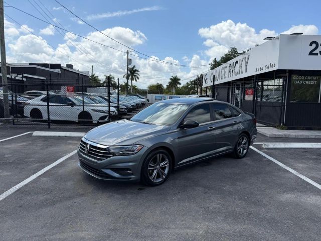 2020 Volkswagen Jetta R-Line FWD photo