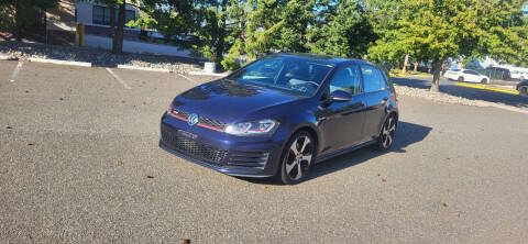 2015 Volkswagen Golf GTI SE FWD photo