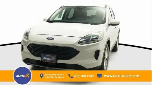 2020 Ford Escape SE FWD photo