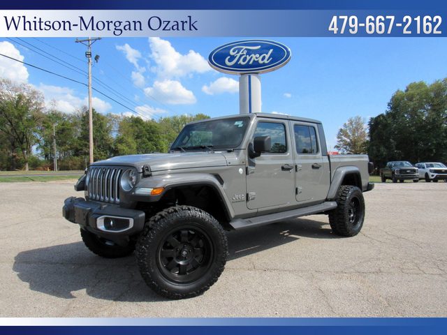 2021 Jeep Gladiator Overland 4WD photo