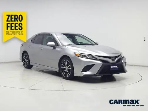 2019 Toyota Camry SE FWD photo