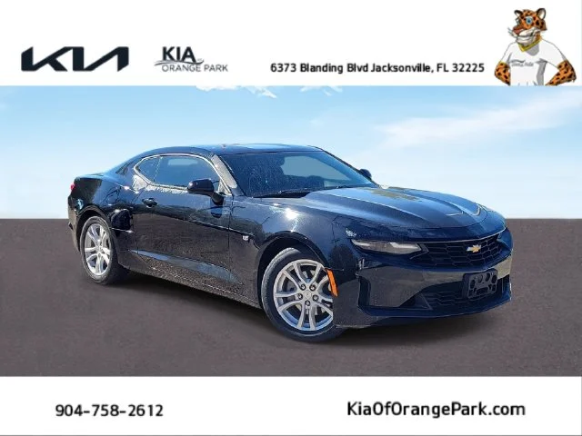 2021 Chevrolet Camaro 1LS RWD photo