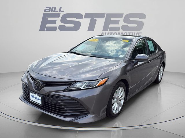 2020 Toyota Camry LE FWD photo