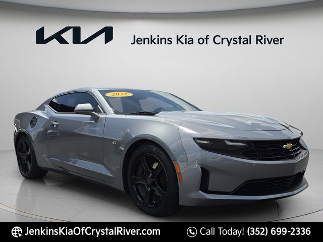 2021 Chevrolet Camaro 1LT RWD photo