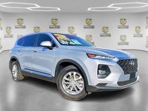 2019 Hyundai Santa Fe SE FWD photo