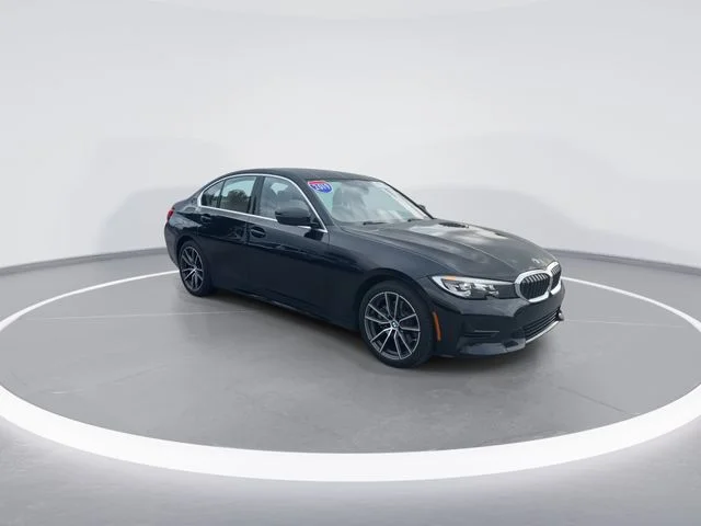 2019 BMW 3 Series 330i RWD photo