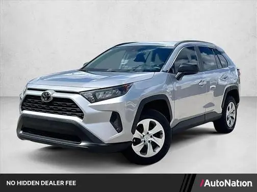 2020 Toyota RAV4 LE FWD photo