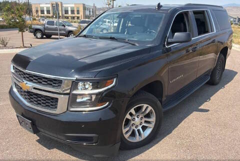 2019 Chevrolet Suburban LT 4WD photo