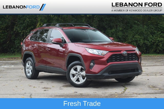 2020 Toyota RAV4 XLE FWD photo