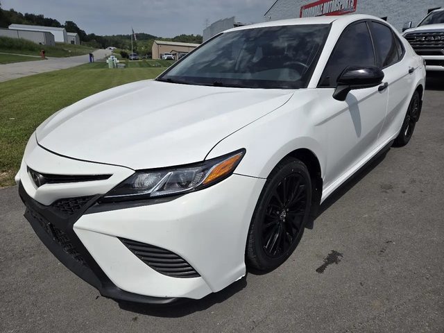 2020 Toyota Camry SE Nightshade FWD photo