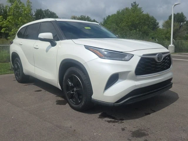 2021 Toyota Highlander L FWD photo