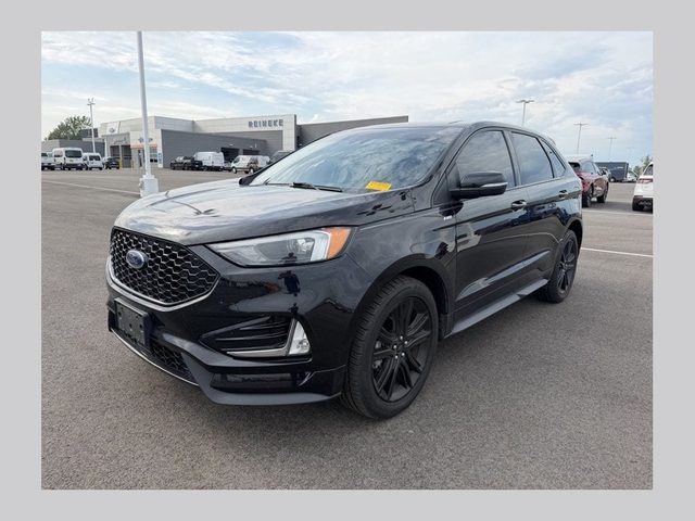 2020 Ford Edge ST Line FWD photo