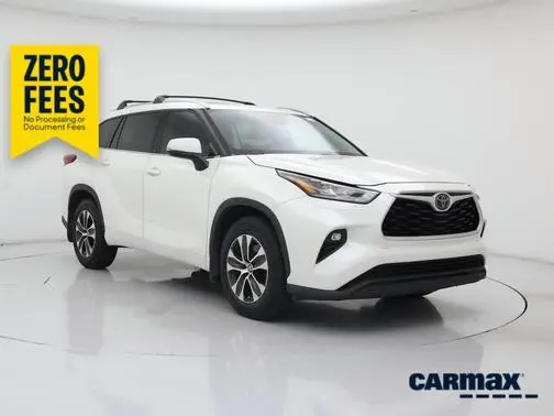 2020 Toyota Highlander XLE FWD photo