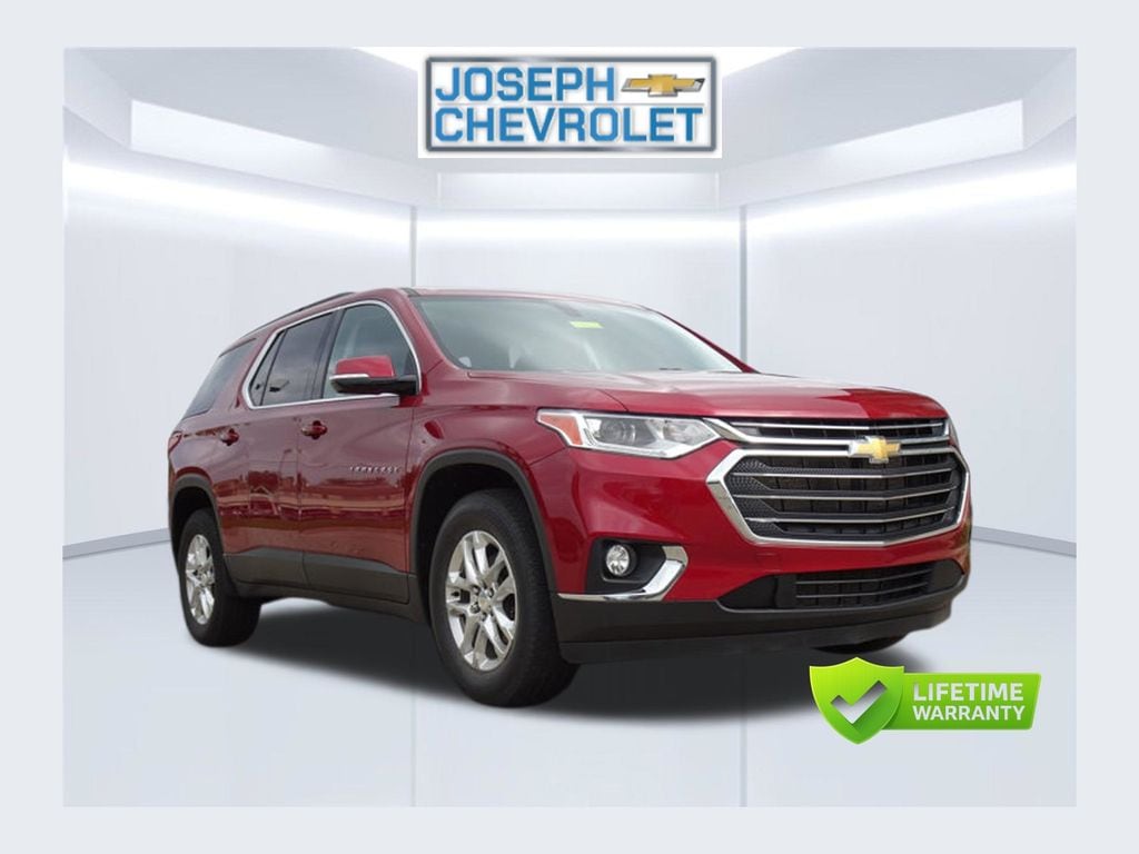 2020 Chevrolet Traverse LT Cloth FWD photo