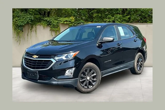 2020 Chevrolet Equinox LS AWD photo