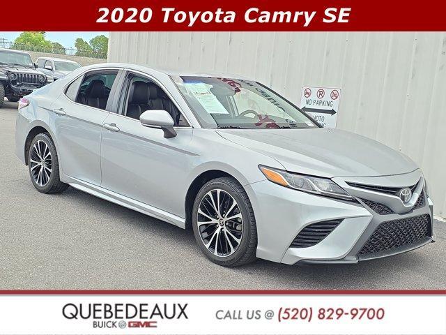 2020 Toyota Camry SE FWD photo