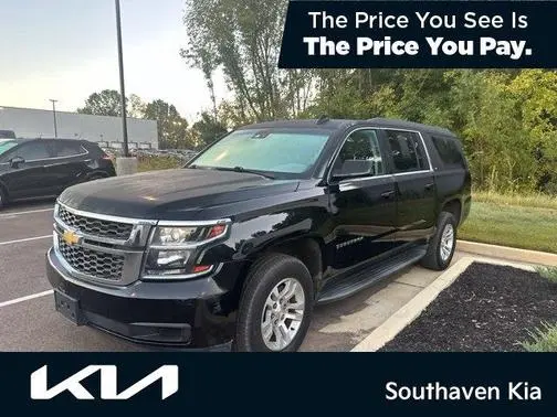 2019 Chevrolet Suburban LT RWD photo