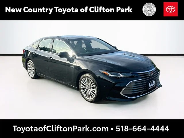 2021 Toyota Avalon Hybrid Limited FWD photo