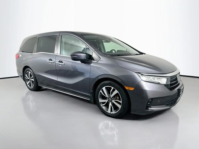 2021 Honda Odyssey Touring FWD photo