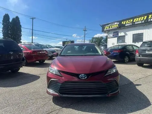 2021 Toyota Camry Hybrid LE FWD photo