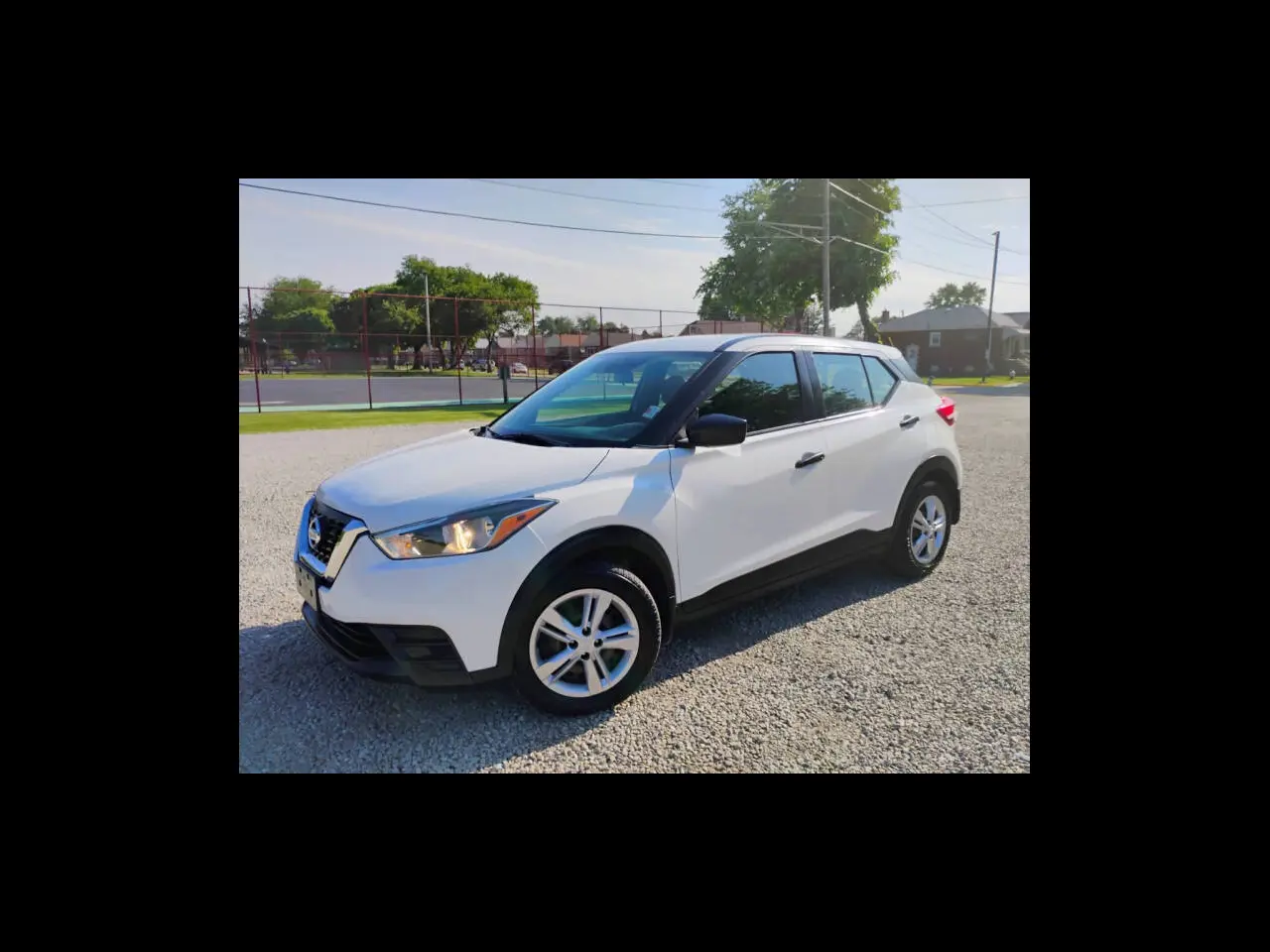 2020 Nissan Kicks S FWD photo
