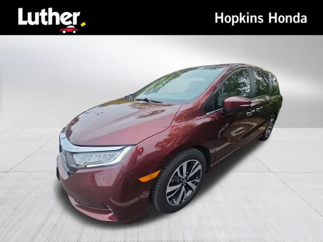 2021 Honda Odyssey Touring FWD photo