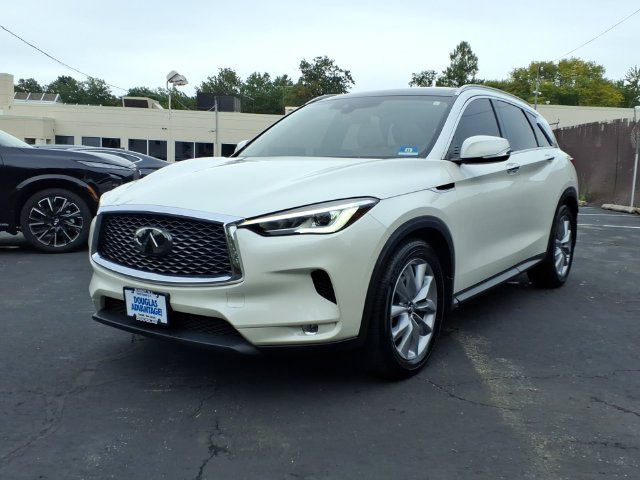 2021 Infiniti QX50 LUXE AWD photo