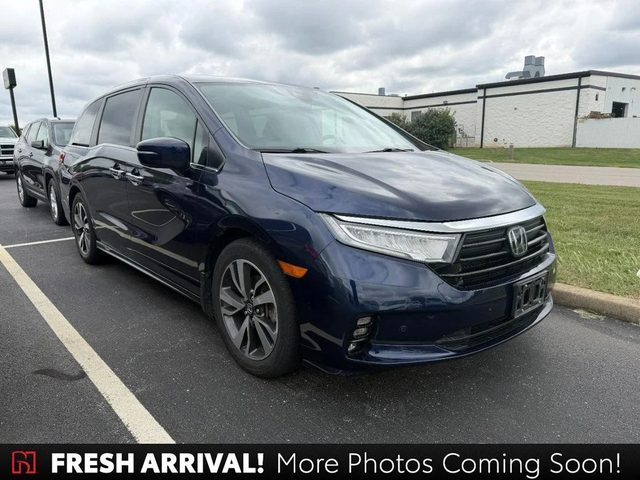 2021 Honda Odyssey Touring FWD photo