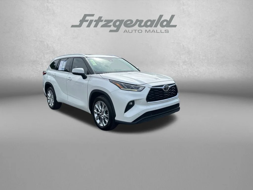 2021 Toyota Highlander Limited FWD photo