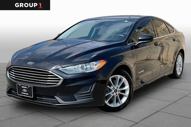 2019 Ford Fusion SE FWD photo