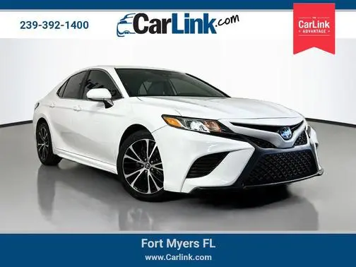 2019 Toyota Camry SE FWD photo