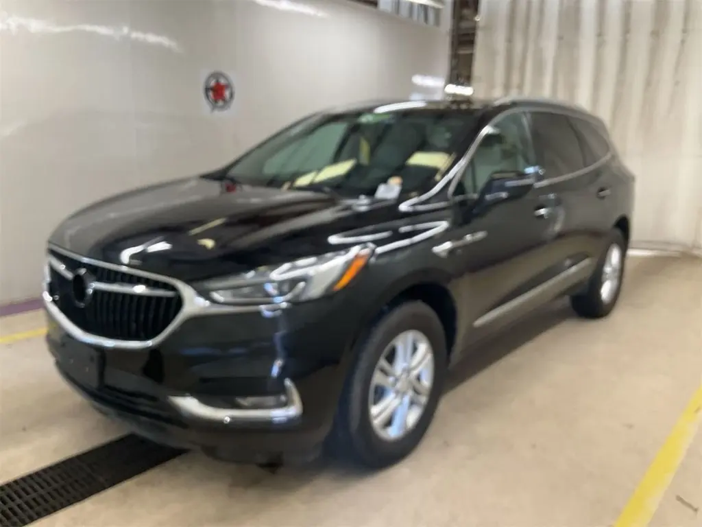 2020 Buick Enclave Essence AWD photo