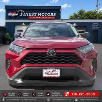 2021 Toyota RAV4 LE AWD photo
