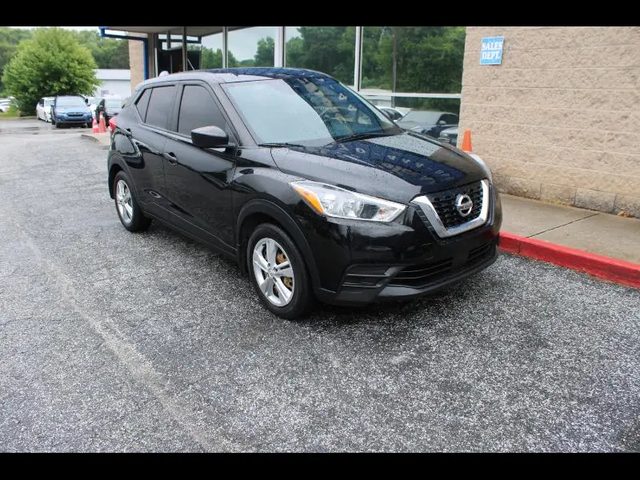2020 Nissan Kicks S FWD photo