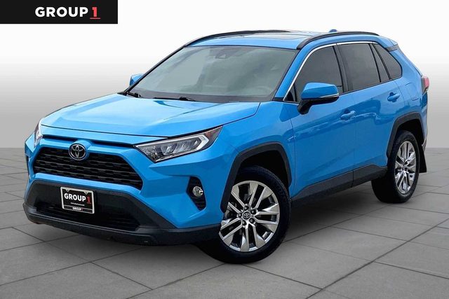 2021 Toyota RAV4 XLE Premium FWD photo