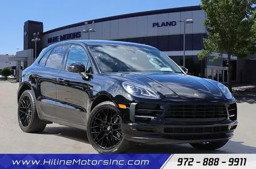 2020 Porsche Macan  AWD photo