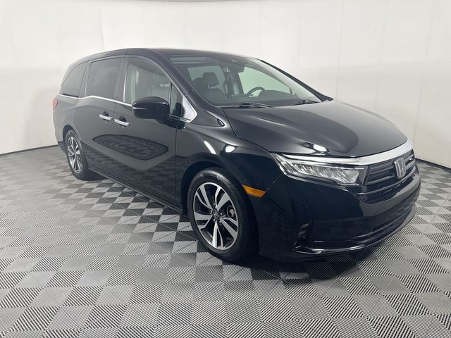 2021 Honda Odyssey Touring FWD photo
