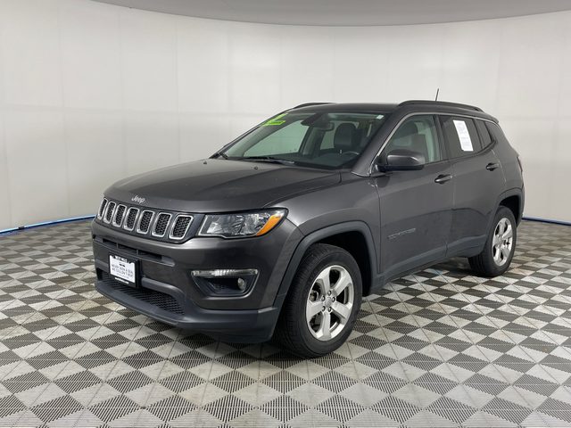 2021 Jeep Compass Latitude 4WD photo