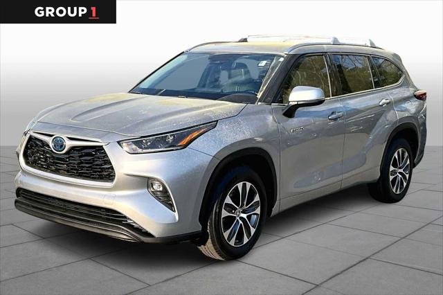 2021 Toyota Highlander Hybrid XLE FWD photo