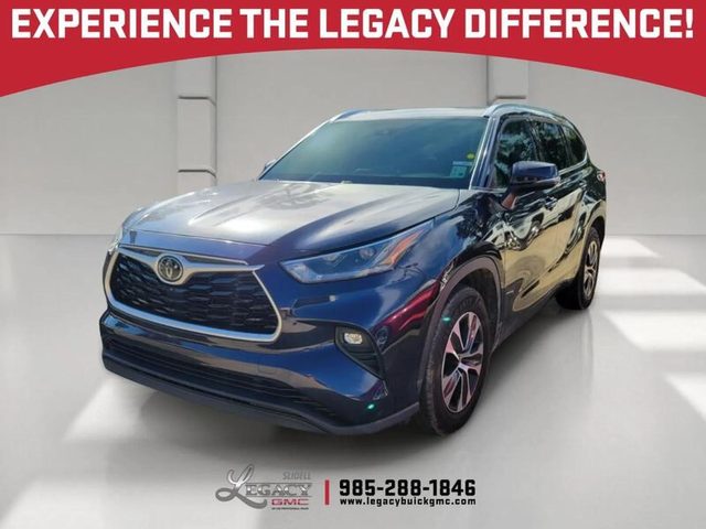 2021 Toyota Highlander XLE FWD photo