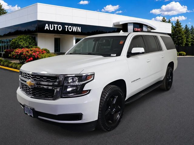 2019 Chevrolet Suburban LT 4WD photo