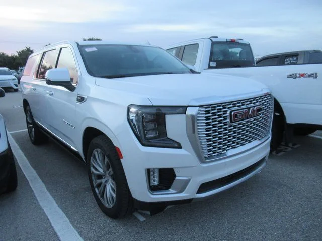 2021 GMC Yukon XL Denali RWD photo