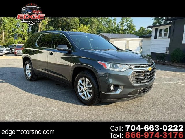 2021 Chevrolet Traverse LT Cloth FWD photo