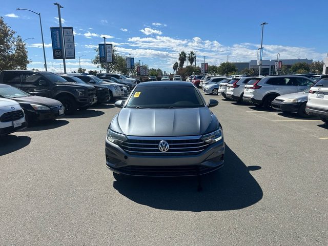 2020 Volkswagen Jetta SE FWD photo