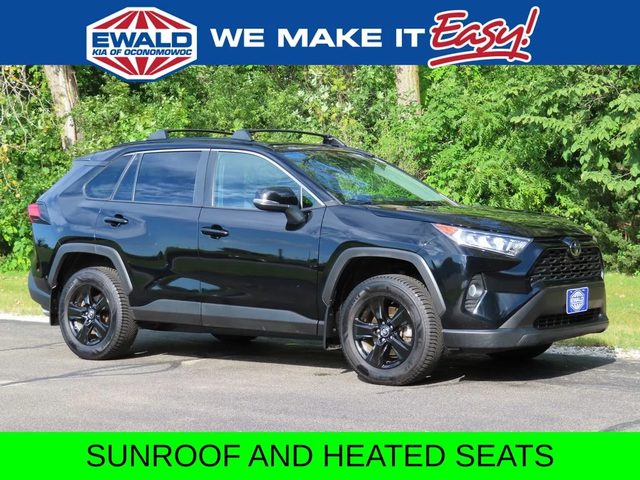 2021 Toyota RAV4 XLE AWD photo