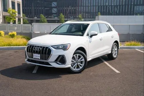 2021 Audi Q3 S line Premium AWD photo