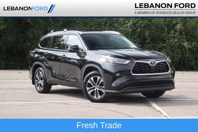 2021 Toyota Highlander XLE FWD photo