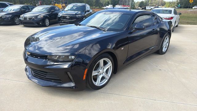 2016 Chevrolet Camaro 1LT RWD photo