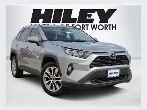 2021 Toyota RAV4 XLE Premium FWD photo